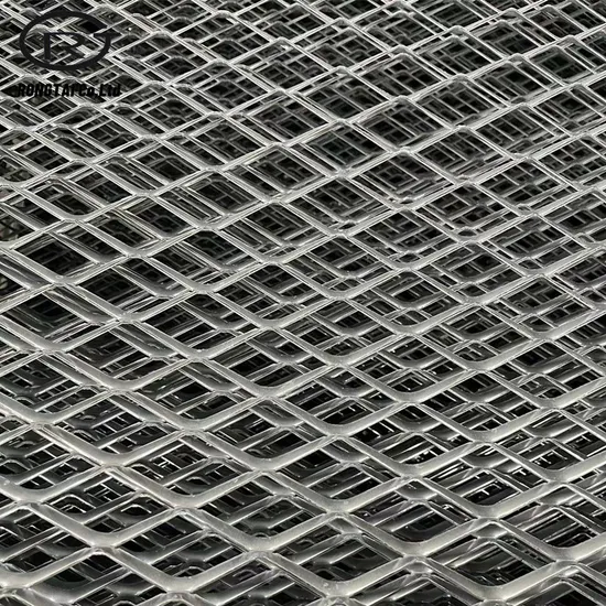 Diamond Punching Fence Expanded Steel Diamond Mesh Fencing 
