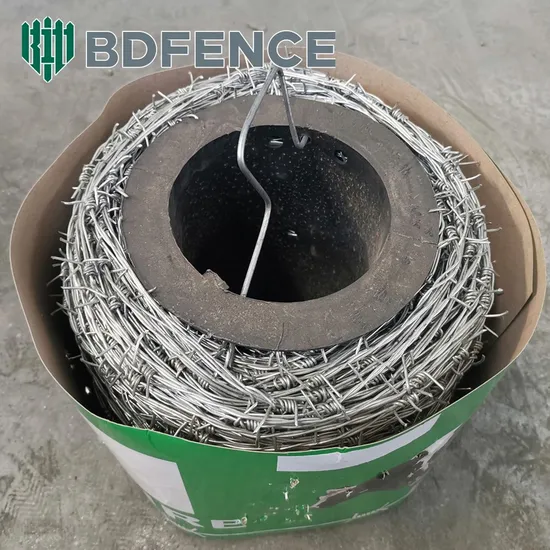Hebei, China 450mm Barb PVC Fencerazor Coated Galvanized Barbed Wire in Metal 